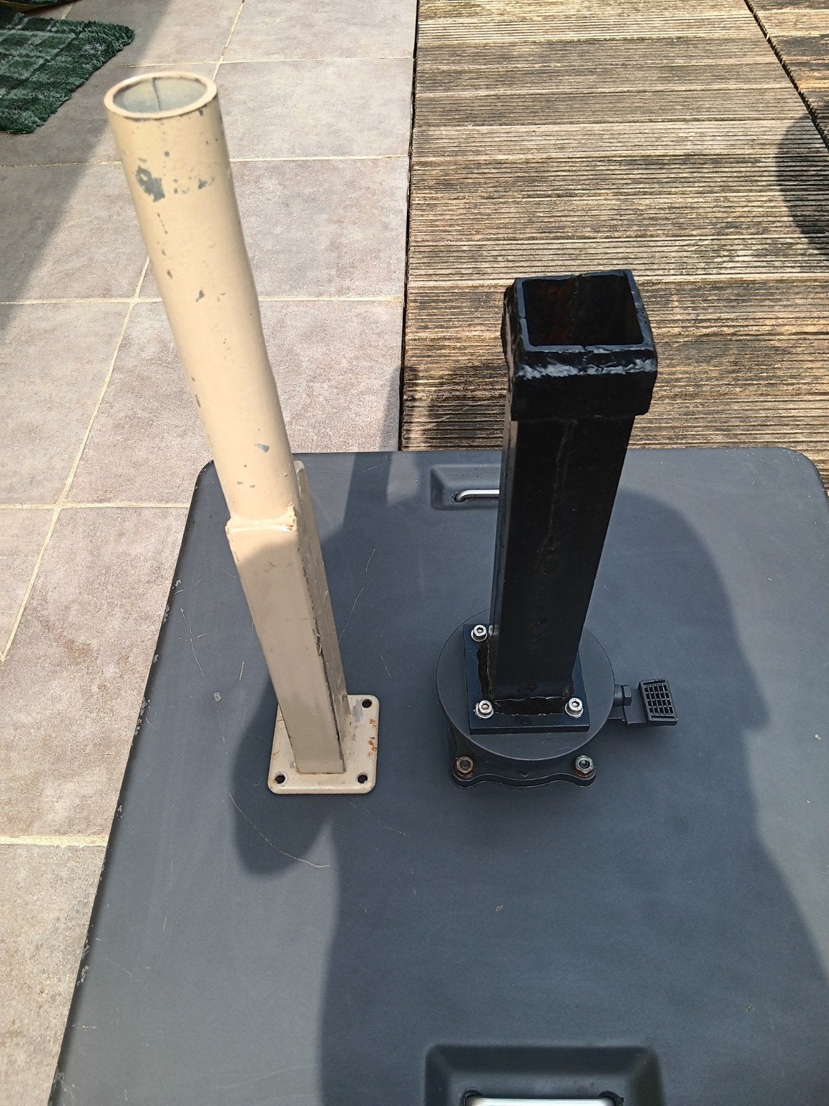 Supports de parasol pour diamètres 40 et 57 mm., Jardin & Terrasse, Enlèvement
