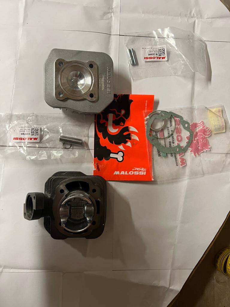 70cc Malossi cilinderkit, Fietsen en Brommers, Ophalen of Verzenden, Nieuw, Cilinder