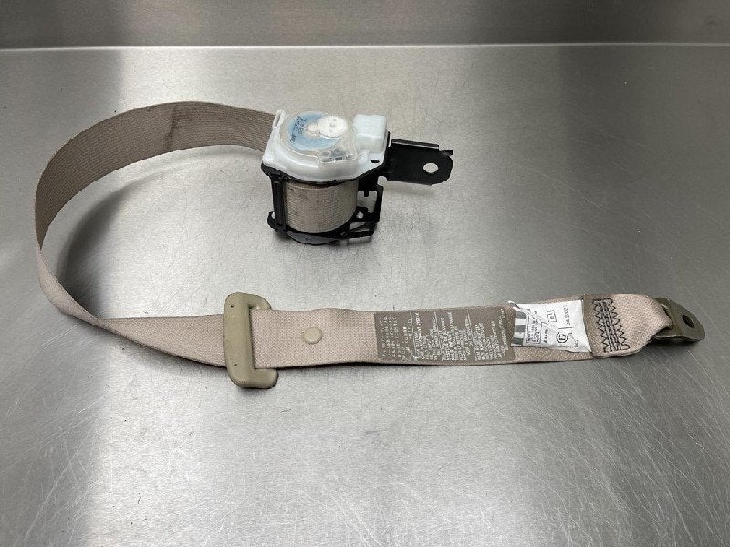 CEINTURE DE SECURITE ARRIERE CENTRALE Lexus GS (..S16), Autos : Pièces & Accessoires, Utilisé, Lexus