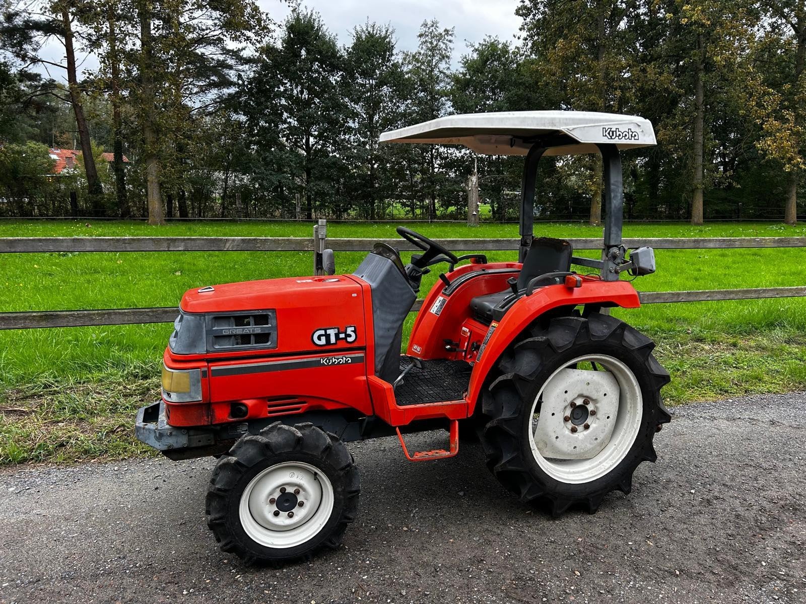 Kubota GT-5, Articles professionnels, Enlèvement