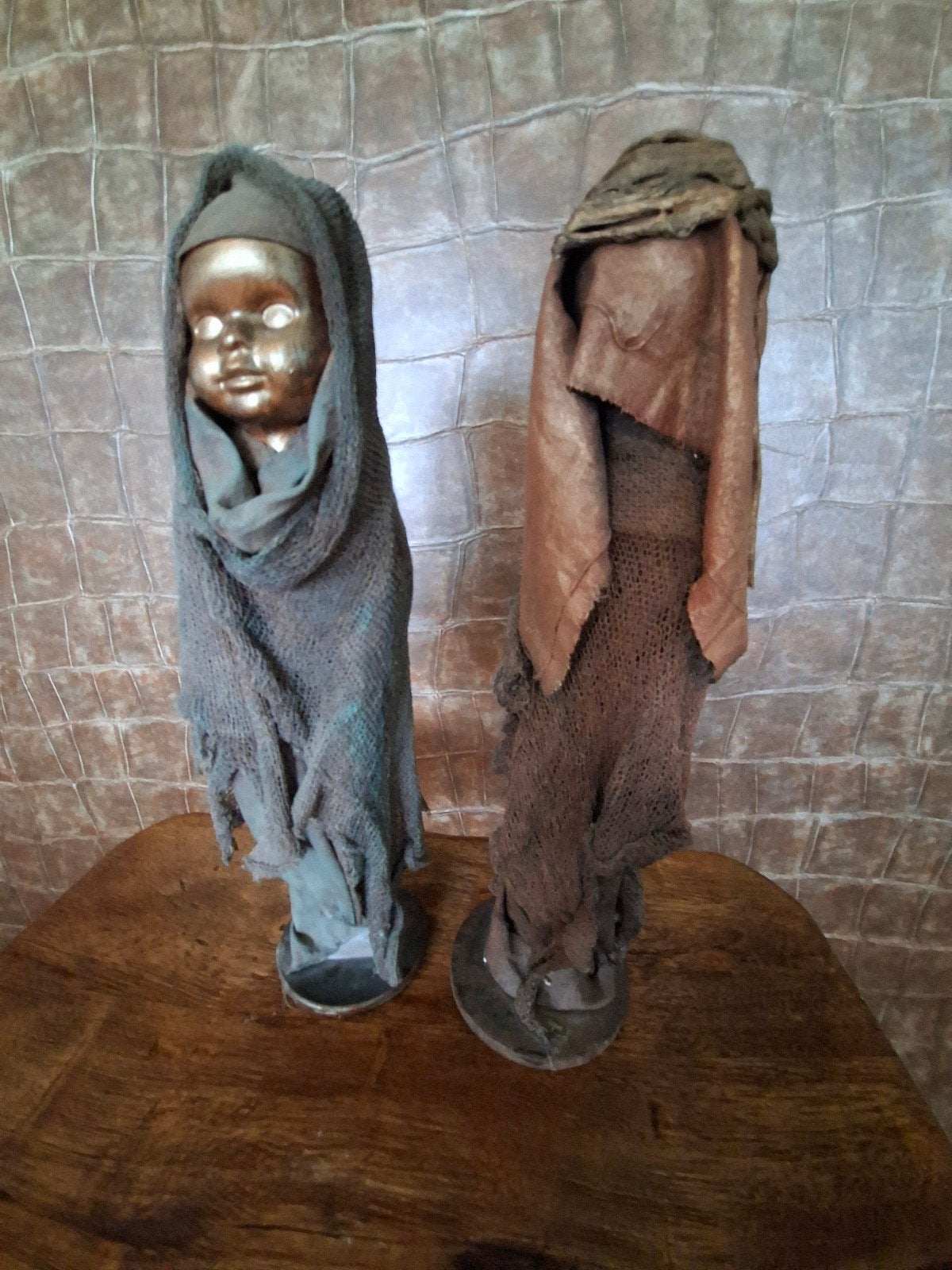 mummy beeldjes, Ophalen