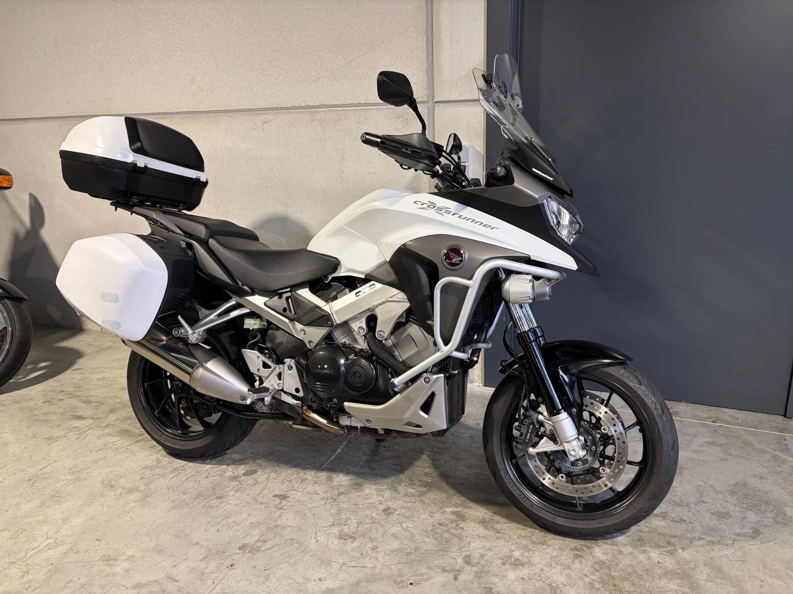 Honda VFR800X crossrunner vol opties (bj 2015), Motoren, Handgeschakeld, Gebruikt, Bedrijf, 800 cc