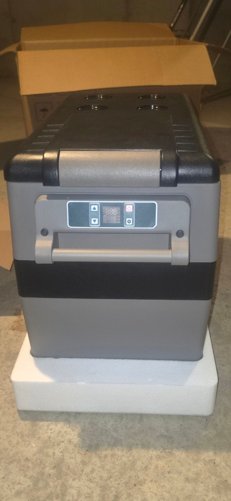 auronic compressor koelbox elektrisch 12v 230 volt 40,5L, Ophalen, Zo goed als nieuw, Koelbox, Compressor