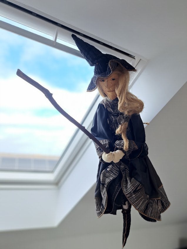 Heks Halloween 70 cm, Ophalen, Zo goed als nieuw, Versiering