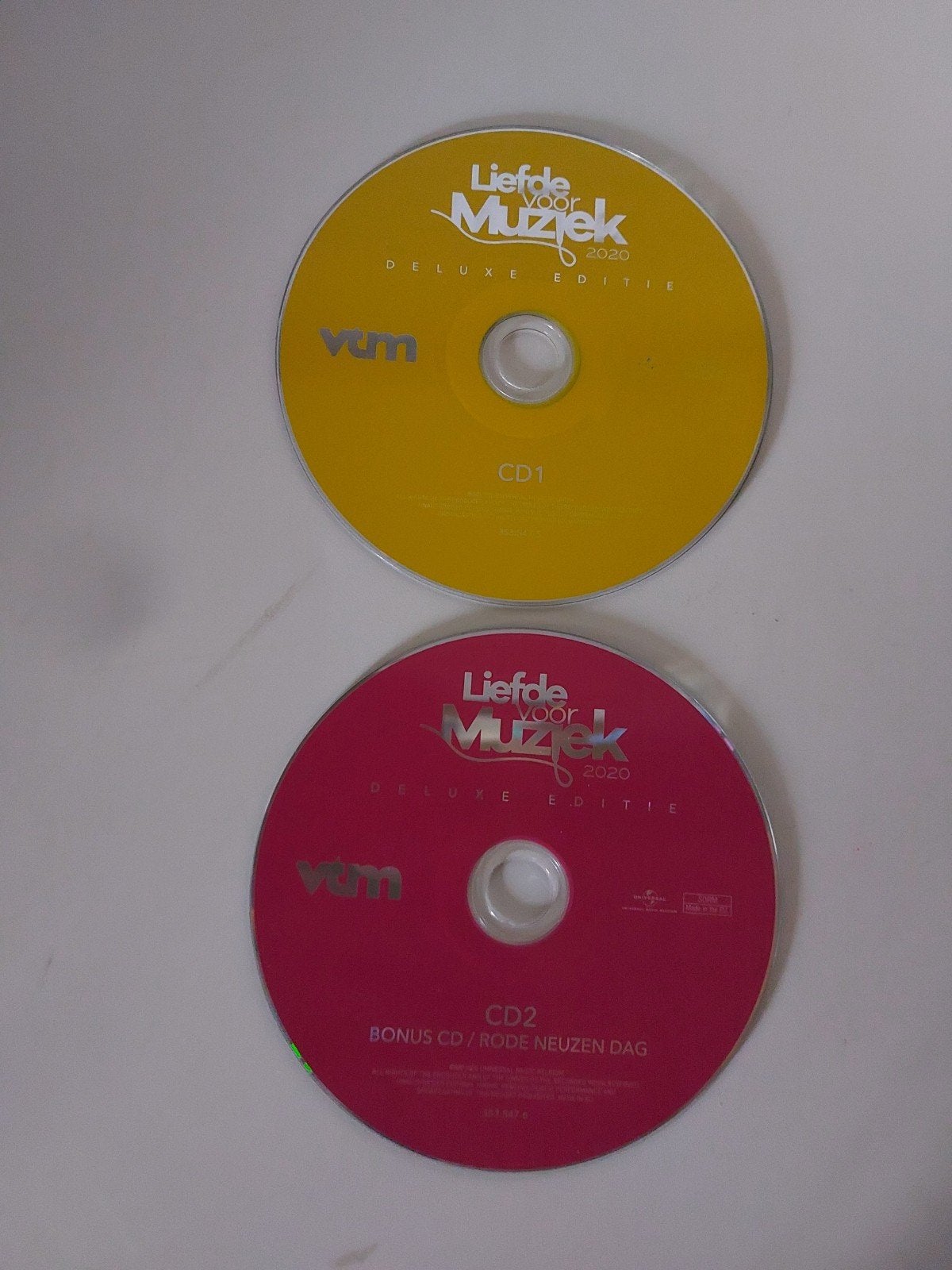 LIEFDE VOOR MUZIEK 2020
(Deluxe Edition), Cd's en Dvd's, Verzenden, Zo goed als nieuw