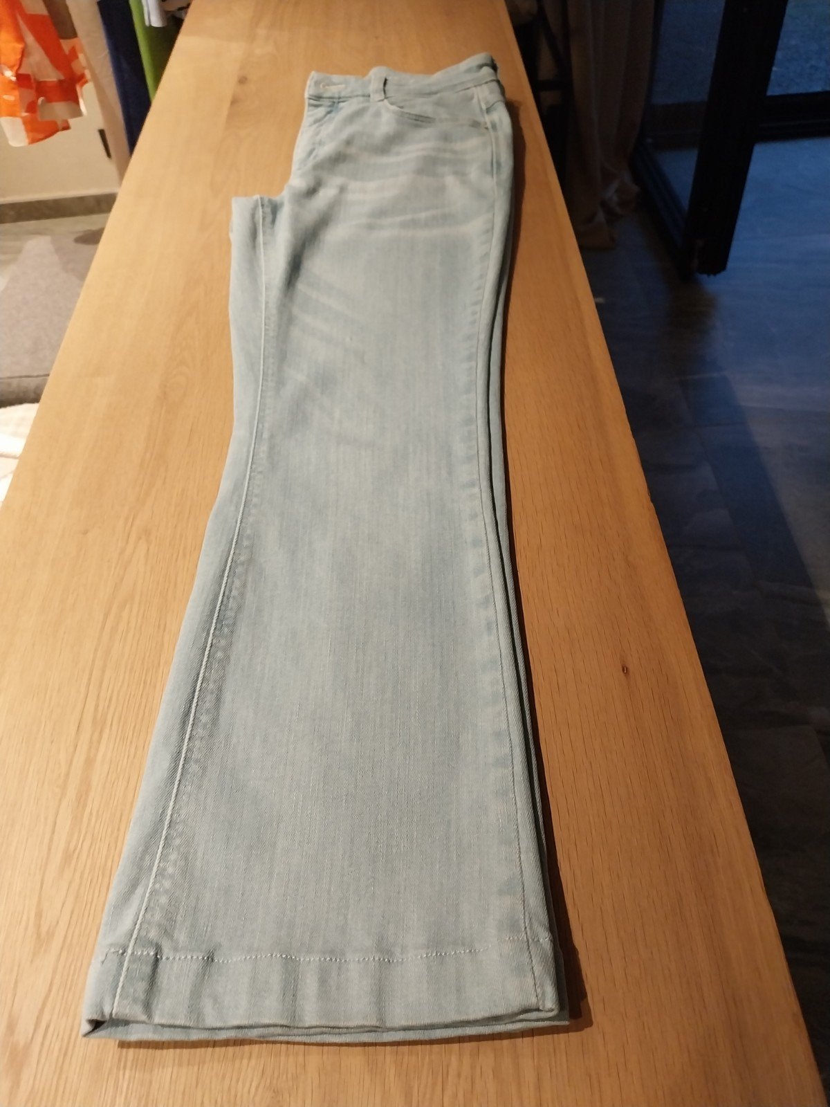 jean taille 36/32 aussi bon que neuf, Vêtements | Femmes, Jeans, Enlèvement ou Envoi