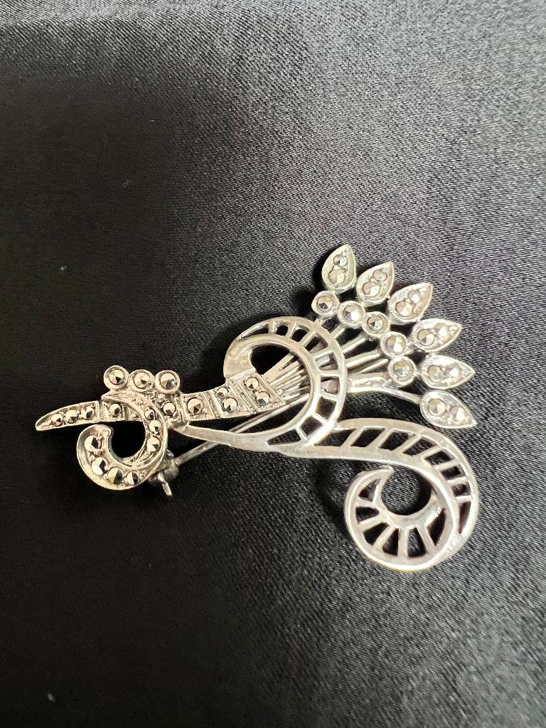 Art Deco zilveren broche, Ophalen of Verzenden, Zilver, Broche, Met edelsteen