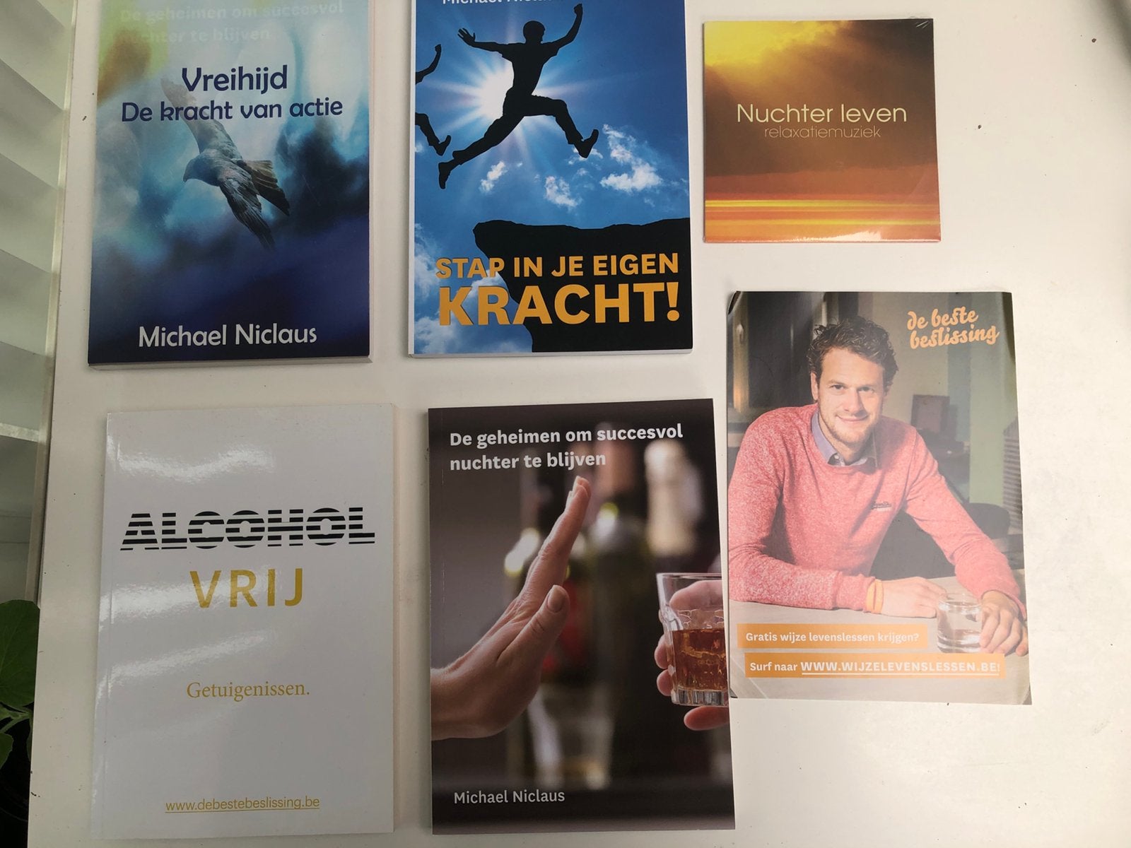Michael Niclaus - 4 boeken en CD over alcoholgebruik, Ophalen of Verzenden, Zo goed als nieuw