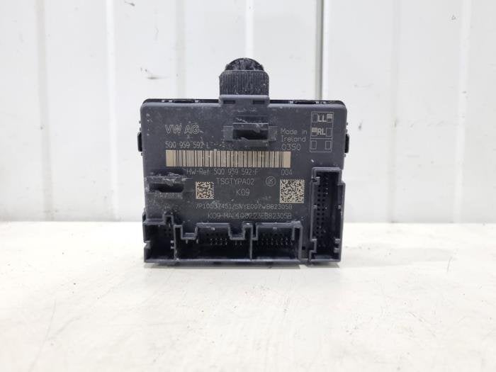 Module verrouillage central des portes d'un Volkswagen Golf, Volkswagen, -, 3 mois de garantie, Utilisé