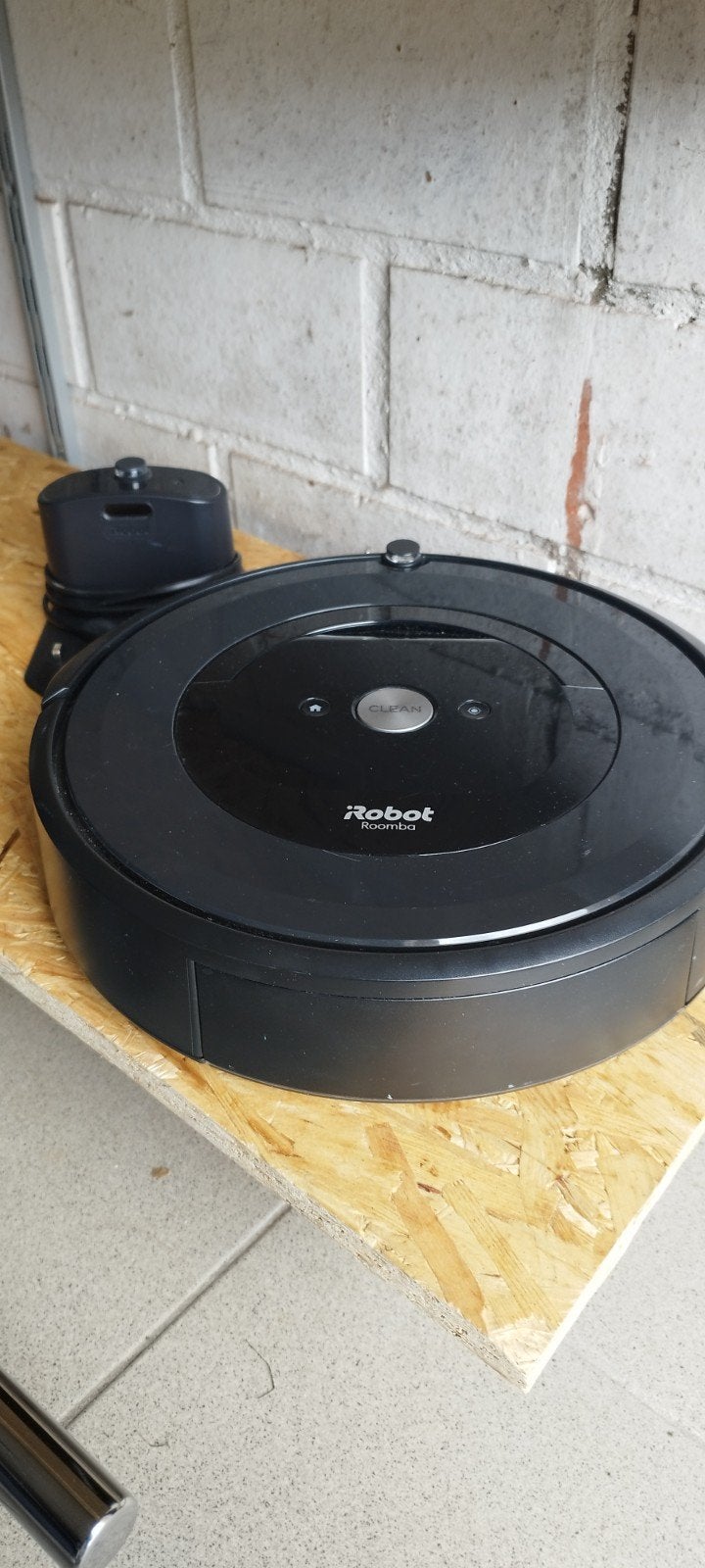 Robotstofzuiger IRobot  Roomba e5, Gebruikt, IRobot, Ophalen of Verzenden, Robotstofzuiger
