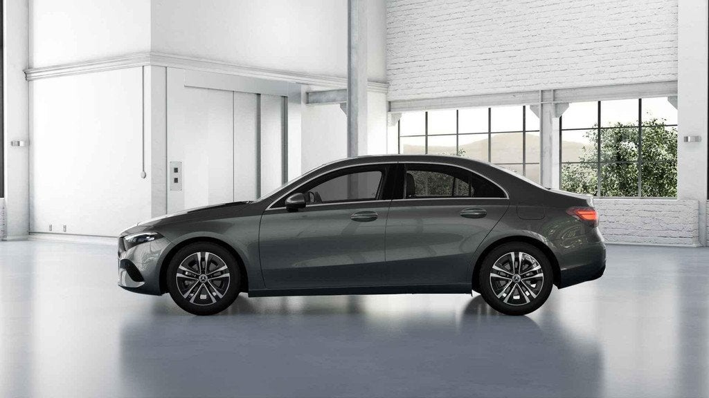 Mercedes-Benz A-Klasse Limousine A 180 Business Line Smartph, 100 kW, Achat, 4 portes, Entreprise