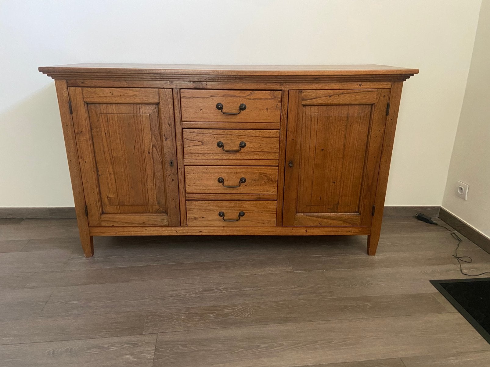 Mooie dressoir, Huis en Inrichting, Kasten | Dressoirs, Ophalen, Zo goed als nieuw