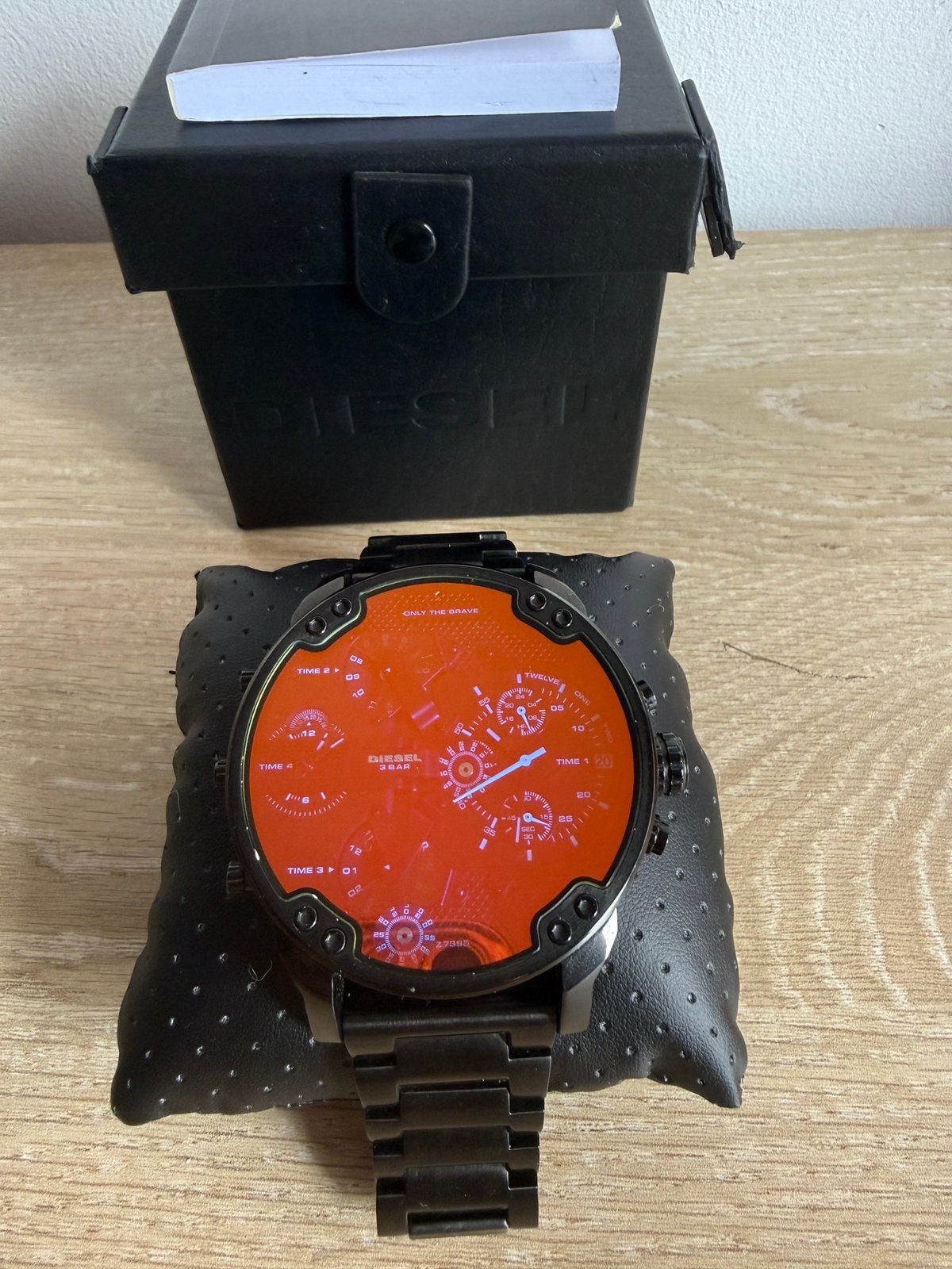 Diesel Mr. Daddy 2.0 DZ7395 - originele doos & boekje, Handtassen en Accessoires, Ophalen, Zo goed als nieuw