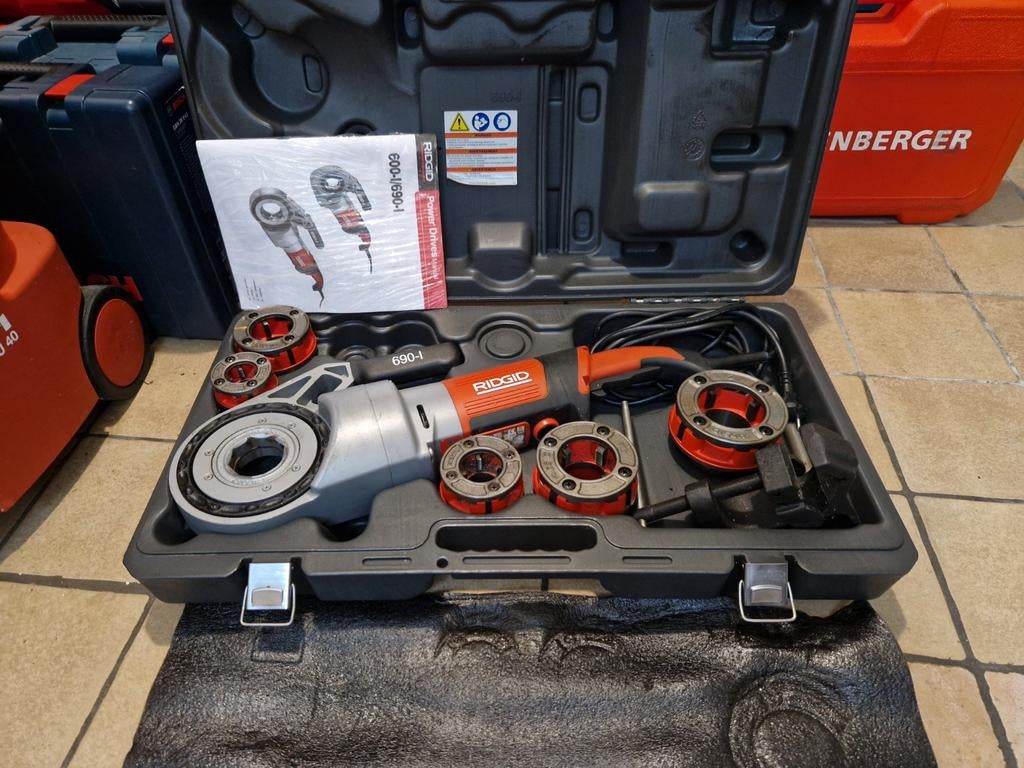 RIDGID Filière avec têtes boîtier et bras de support, Bricolage & Construction, Outillage | Outillage à main, Enlèvement, Comme neuf