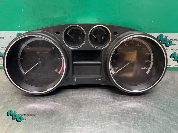 Instrument de bord d'un Peugeot 308 (308 08-), -, 3 mois de garantie, Utilisé, -