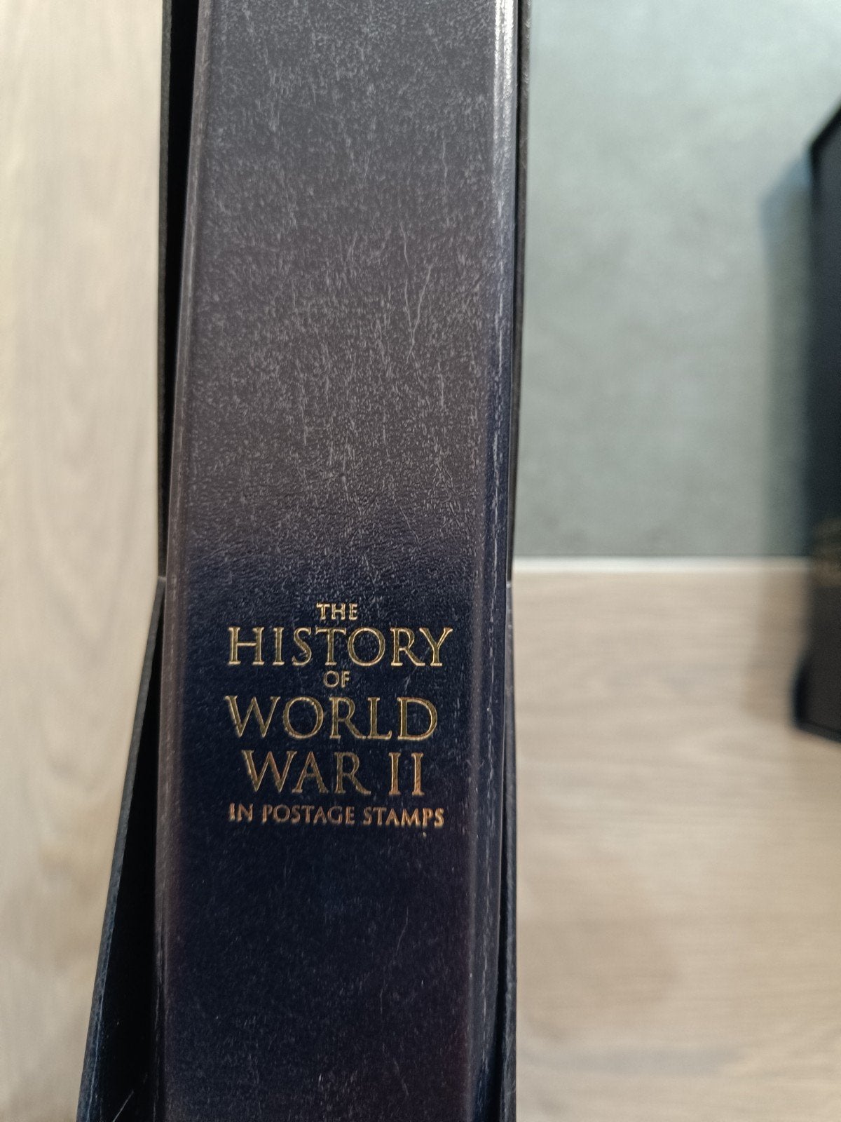 The History of world war II in postage stampen.Ned.postzegel, Ophalen of Verzenden, Zo goed als nieuw