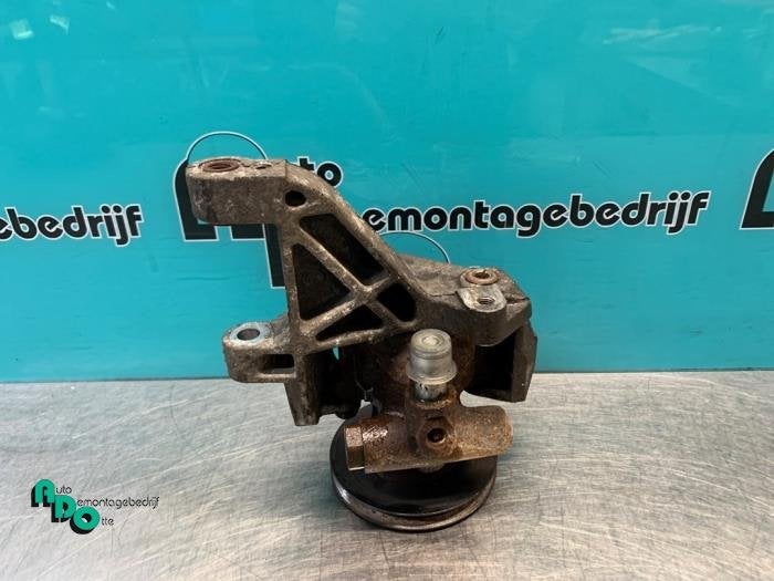 Pompe direction assistée d'un Volkswagen Golf (Golf 91-), Autos : Pièces & Accessoires, Volkswagen, -, 3 mois de garantie, Utilisé