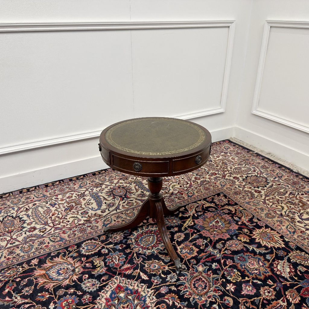 Klassiek Engels Chesterfield Sidetable Drumtafel, Antiek en Kunst, Antiek | Kantoor en Zakelijk, Ophalen