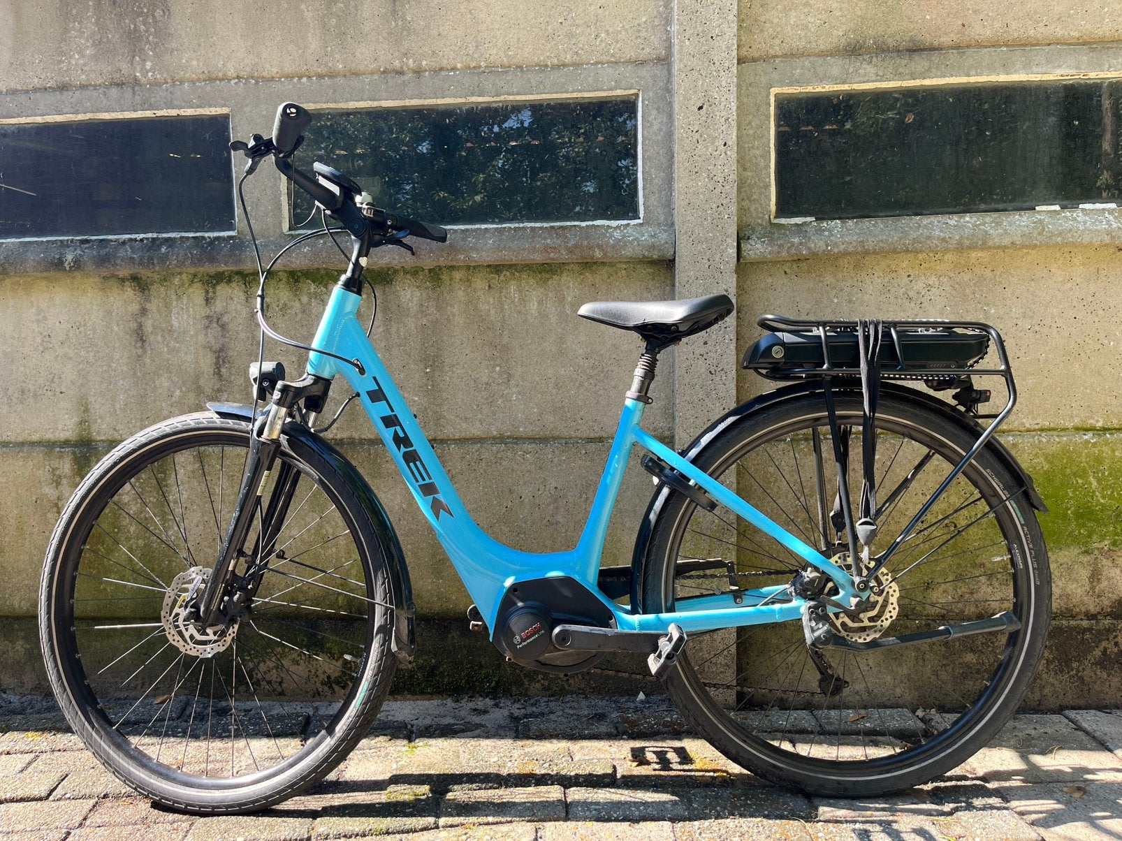 Elektrische fiets trek bosch performance line middenmotor, Ophalen, Zo goed als nieuw