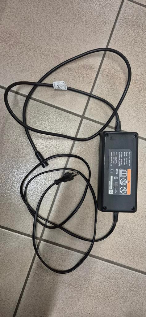 Yamaha oplader 42V 4A, Ophalen