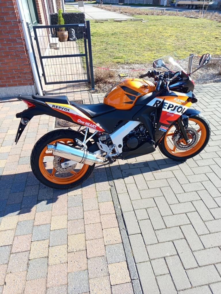 zeer mooie Honda CBR125R repsol, Motoren, Particulier