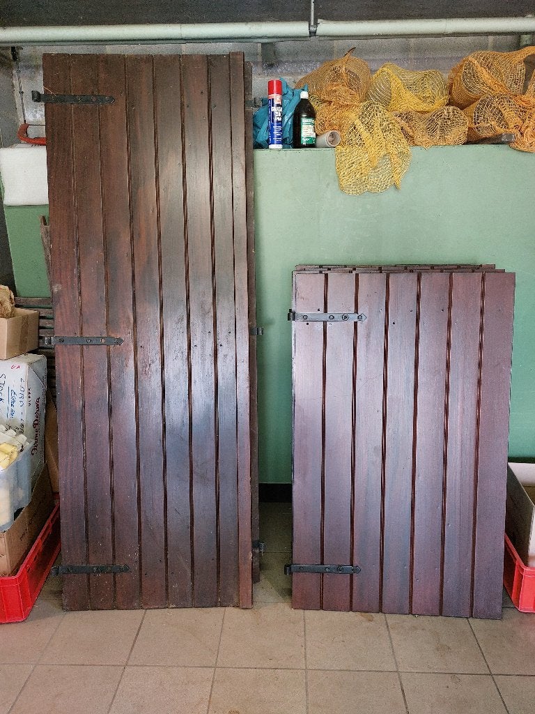 volets en bois SIPO FAIRE OFFRE pour tout ou à la pièce, Enlèvement