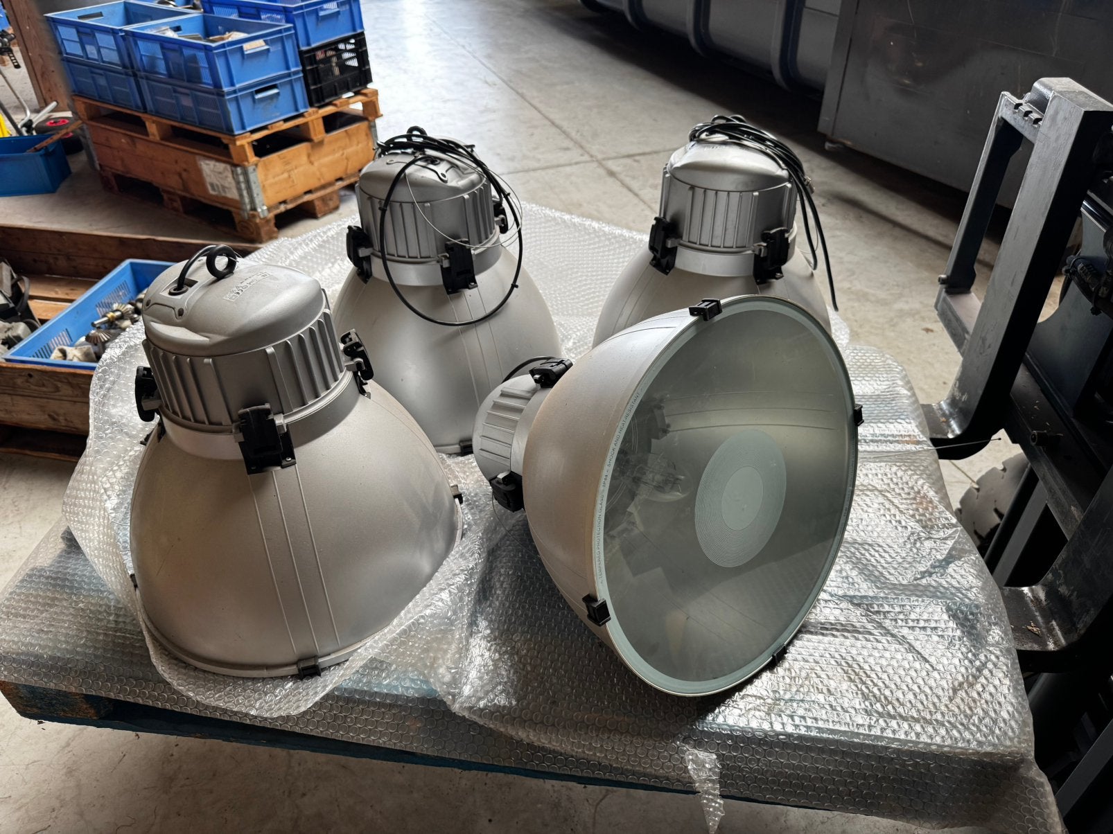 4 hanglampen 220V/E27 industriële look, Ophalen, Kunststof, Zo goed als nieuw, Industrieel