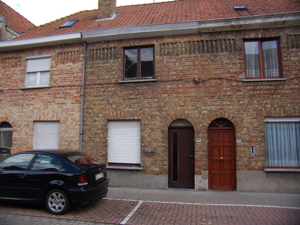 Zoek te renoveren huis aan de kust, Tussenwoning, Provincie West-Vlaanderen, Tot 200 m²