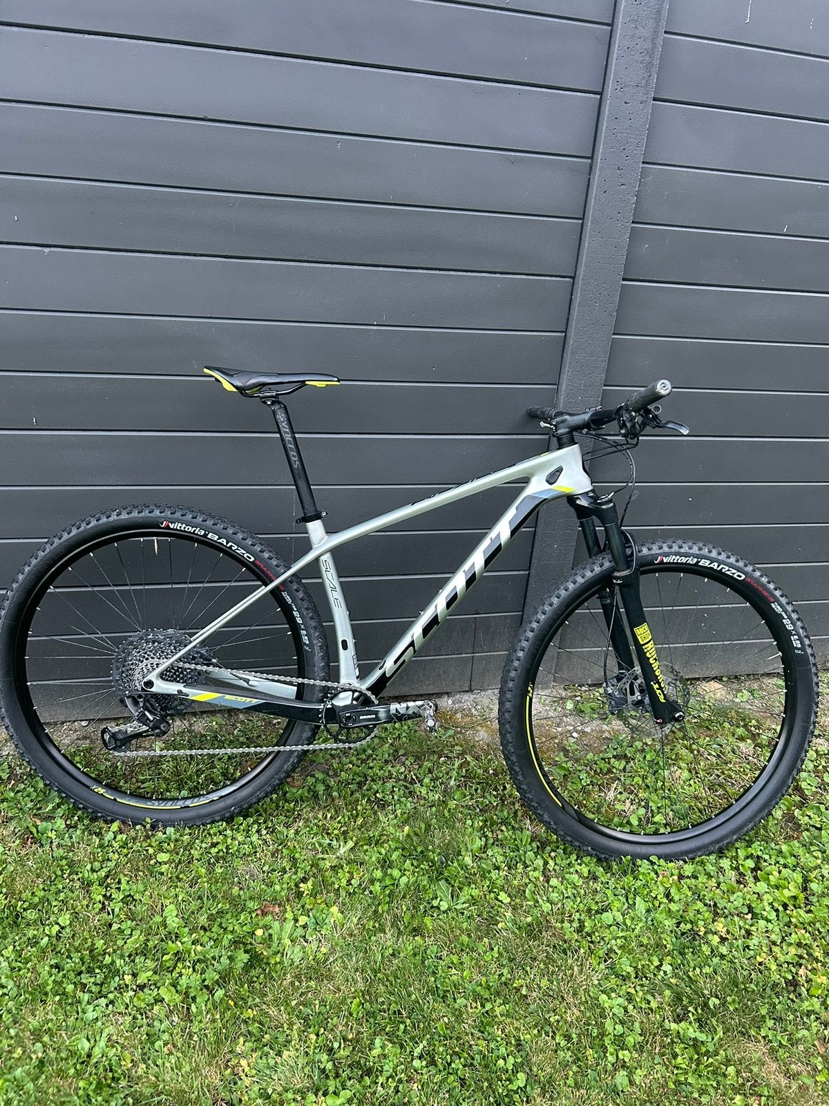 Vtt scoot scale, Vélos & Vélomoteurs, Autres marques, Enlèvement, Utilisé, Frein à disque