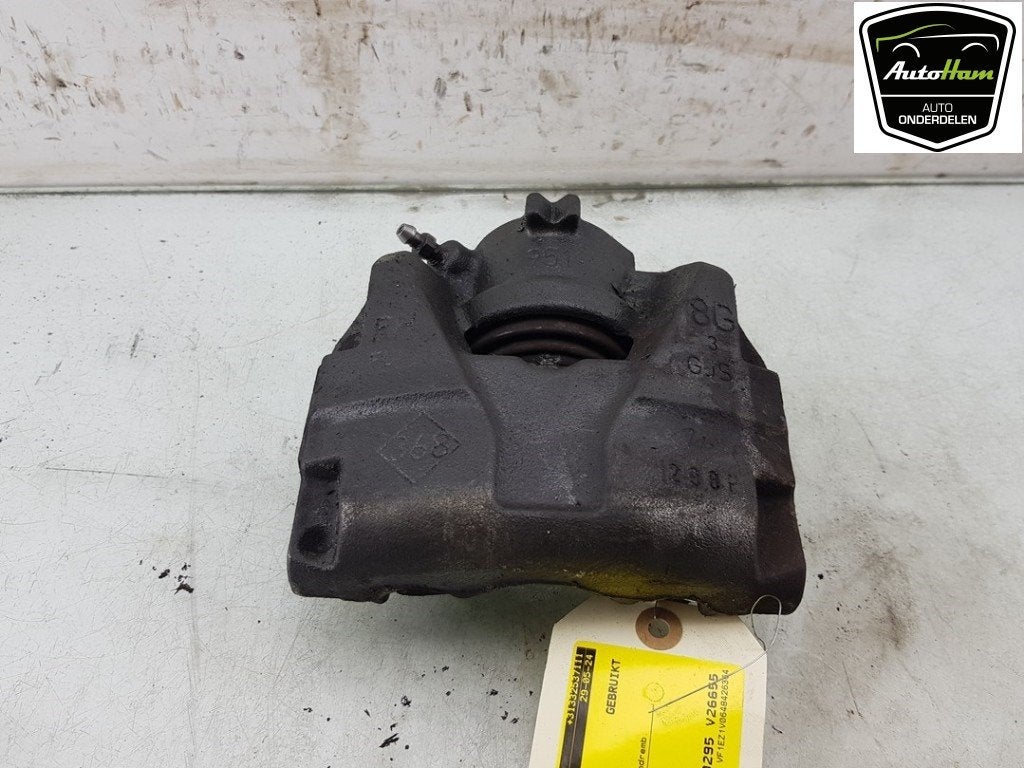 REMKLAUW RECHTS VOOR Renault Megane III CC (EZ), Gebruikt, Renault