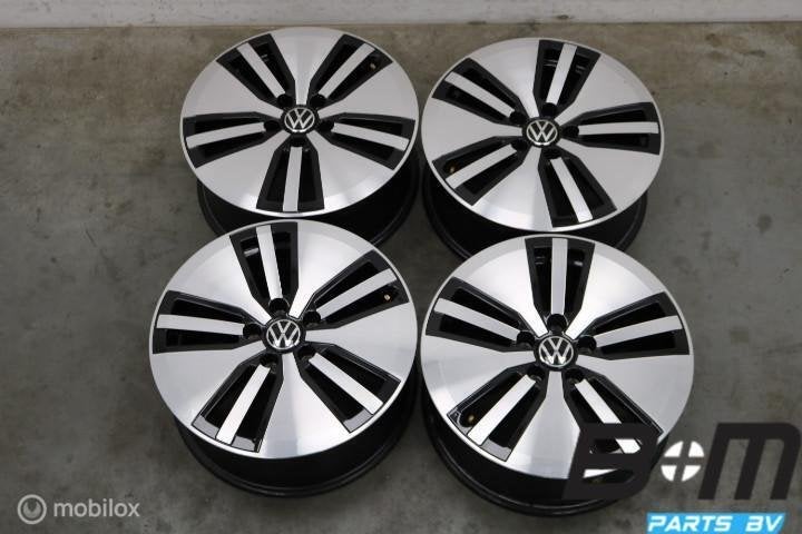 Org. 17 inch Montpellier velgen VW Passat 3G B8 3G0601025AM, Auto-onderdelen, Banden en Velgen, Gebruikt, Velg(en), 17 inch, Personenwagen