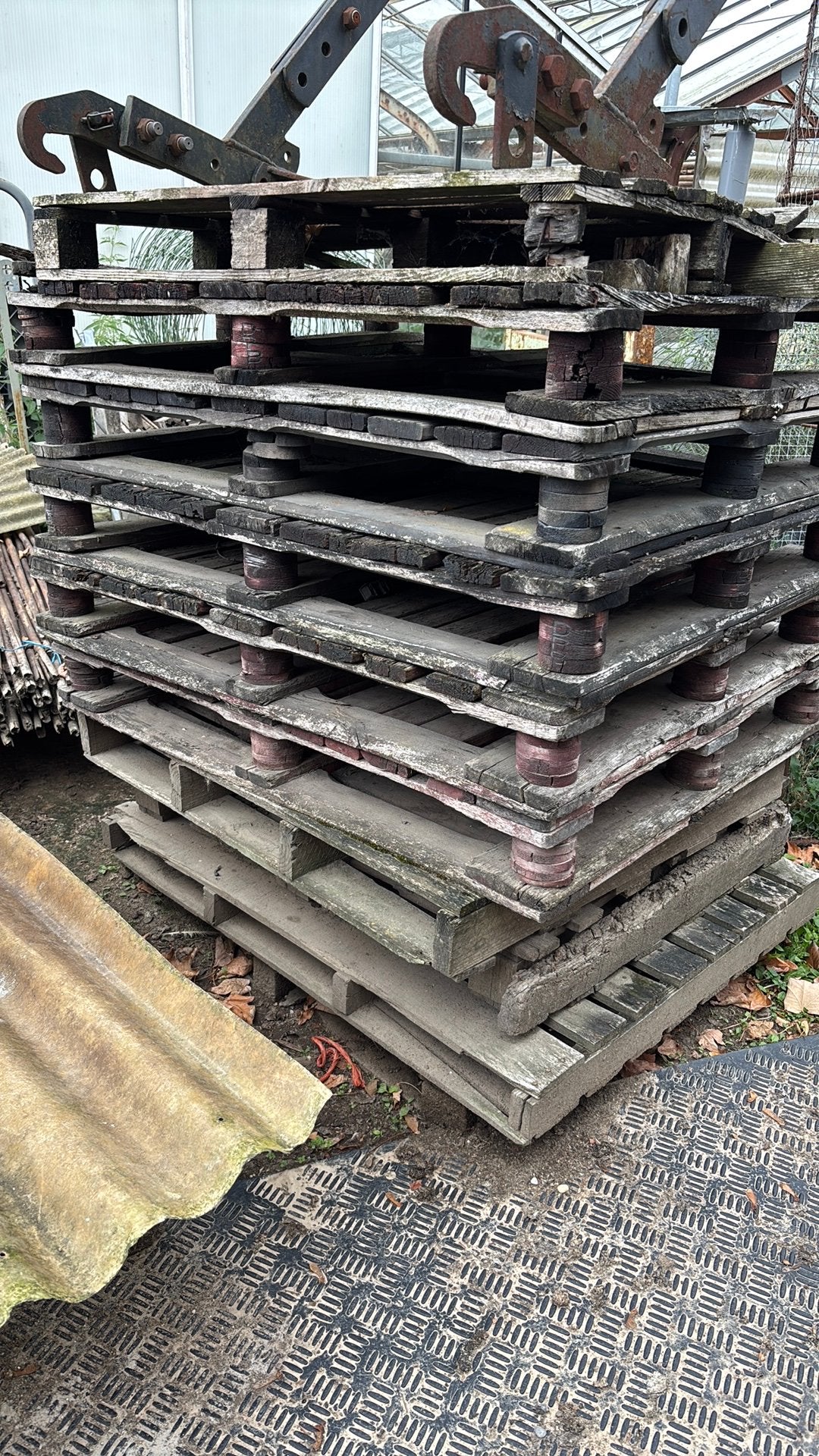Gratis paletten voor stoofhout, Bricolage & Construction, Bois & Planches, Enlèvement, Comme neuf