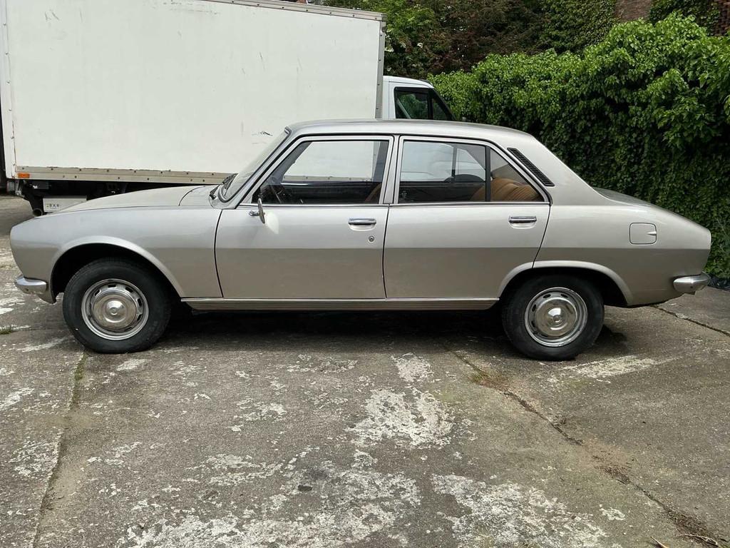 Peugeot Sedan 504 Voiture Classique, Autos, Oldtimers & Ancêtres, Achat, Entreprise, Boîte manuelle, Peugeot