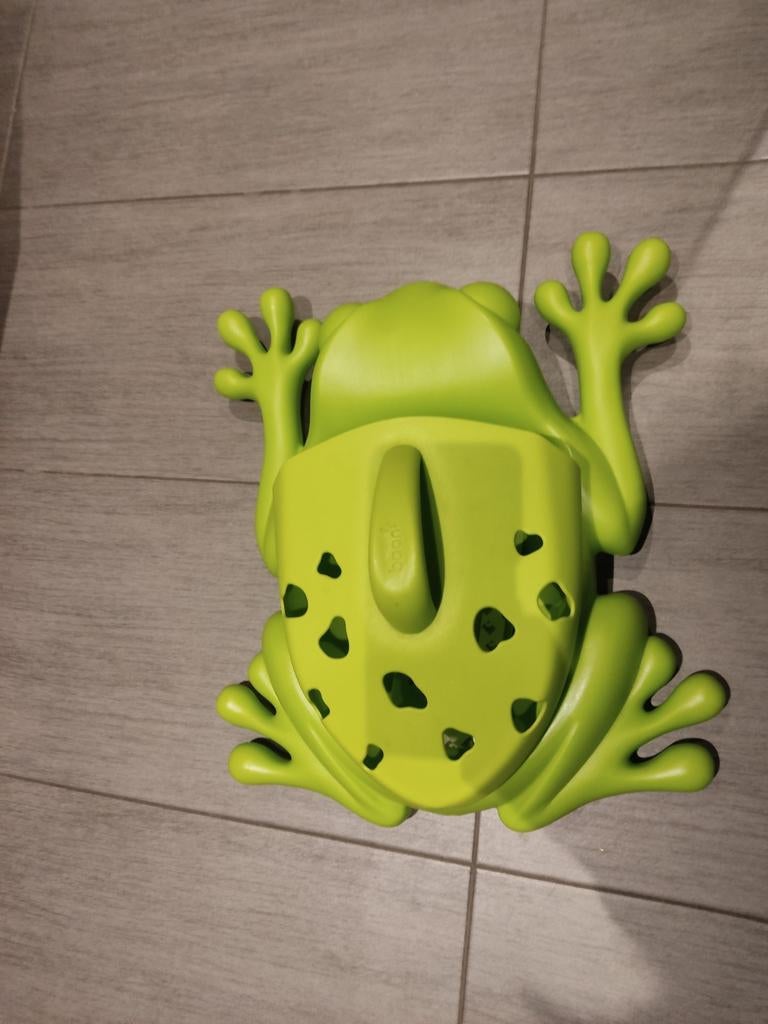 Badspeeldgoed - schep - opbergsysteem, Enfants & Bébés, Jouets | Jouets de bain, Enlèvement