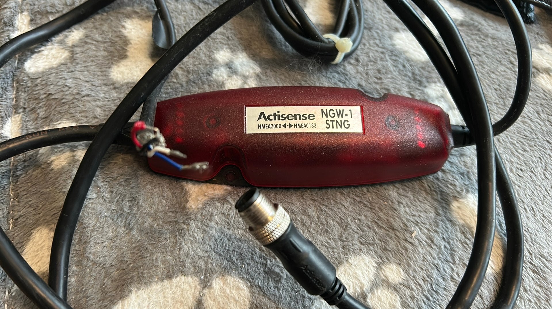 NGW-1 NMEA2000 converter van en naar NMEA0183, Watersport en Boten, Navigatiemiddelen en Scheepselektronica, Zo goed als nieuw