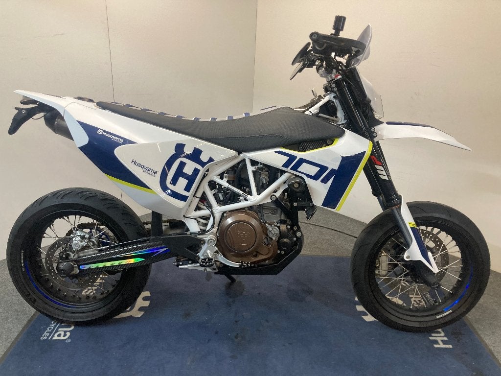 HUSQVARNA 701 SM MY'17 ref. LS 3422, Motoren, 700 cc, Occasion, Bedrijf, Minimaal motorrijbewijs A2