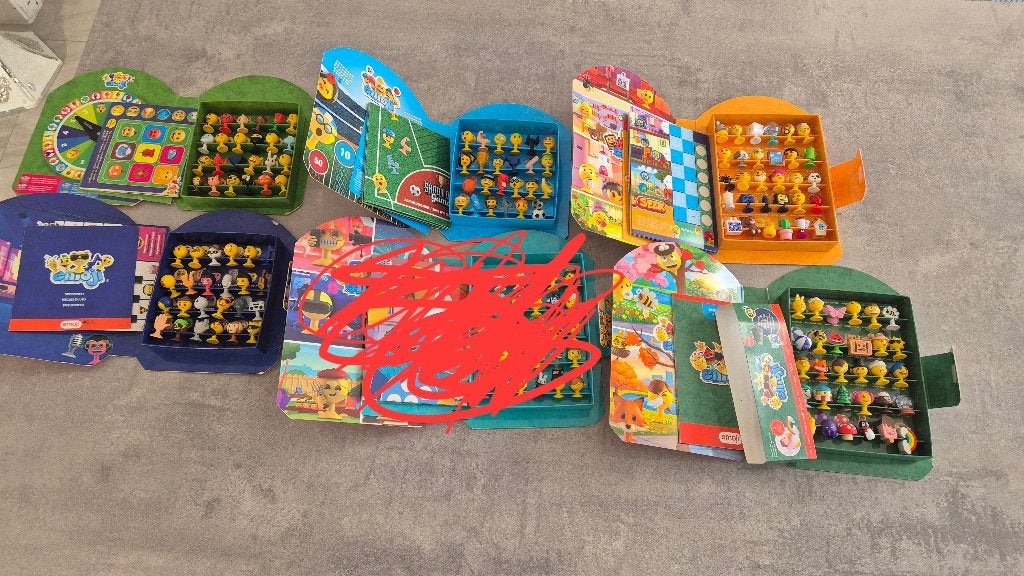 Emojis aldi 2021 2022 2023 2025 2026 complet avec boite, Collections, Aldi, Enlèvement ou Envoi