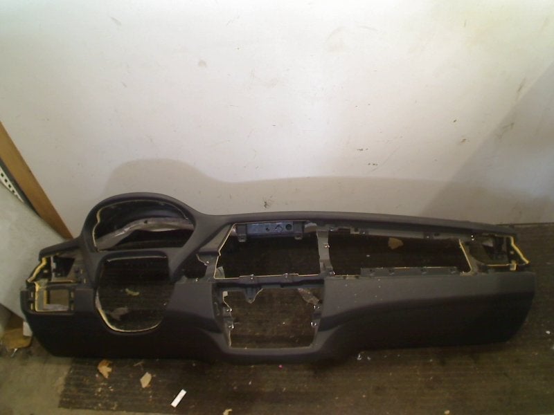 DASHBOARD zwart BMW X6 (E71 / E72) (51459140547), Gebruikt, BMW, Petuelring 130
80809  München, DE, Bayerische Motoren Werke AG