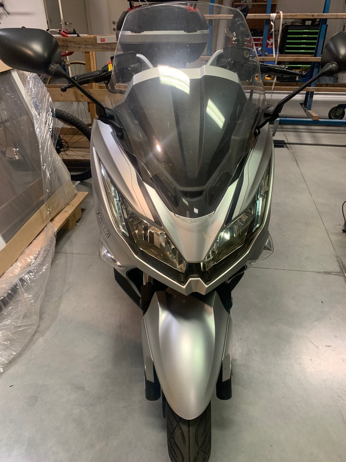 Scooter J300 kawasaki, Motos, Particulier, Scooter