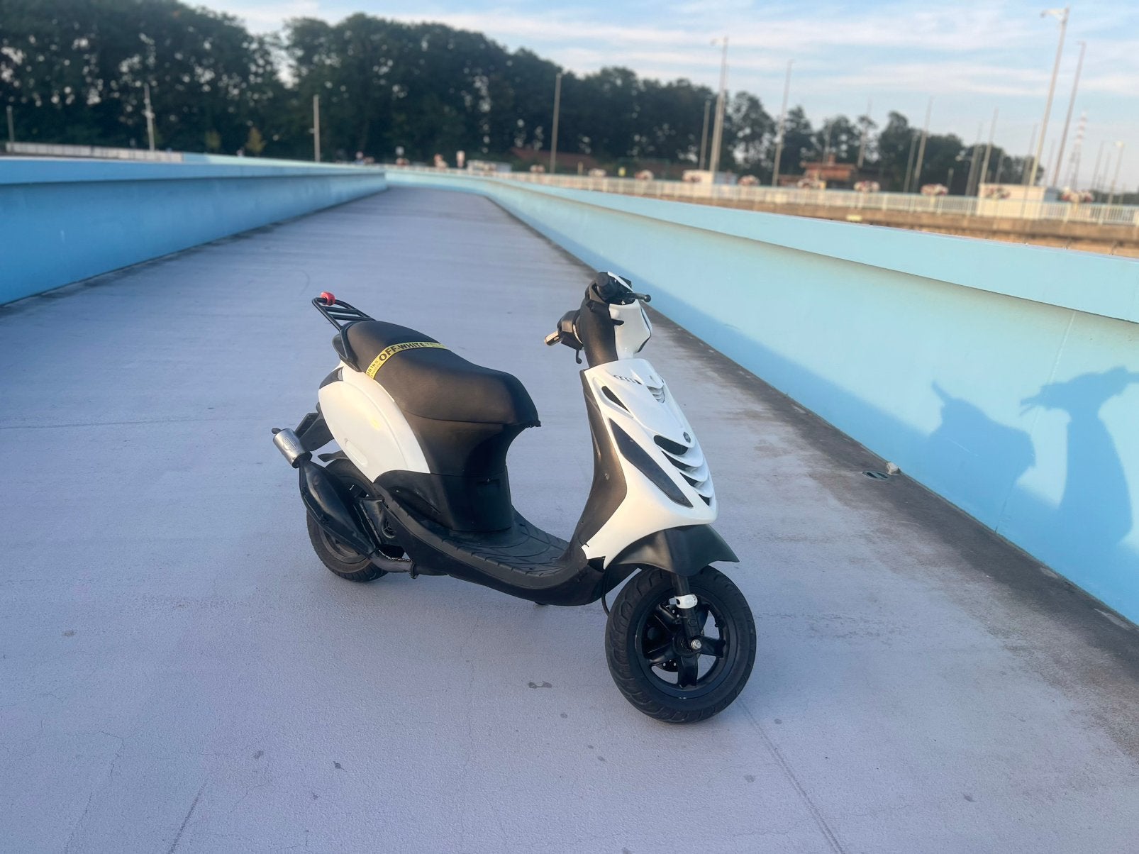 Piaggio zip 2t 70cc, Fietsen en Brommers, Ophalen, Tweetakt, Gebruikt, Klasse B (45 km/u)