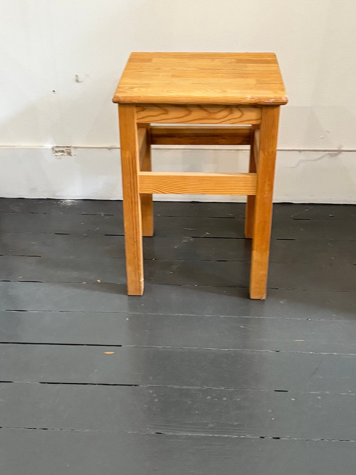 Houten krukje Ikea, Ophalen, Gebruikt
