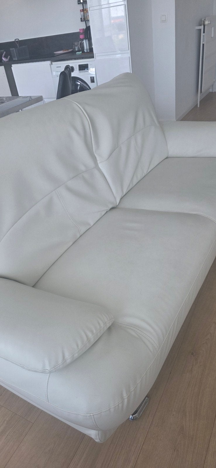 Canapé 3 places en très bon état, 200 à 250 cm, Comme neuf, Enlèvement, Cuir
