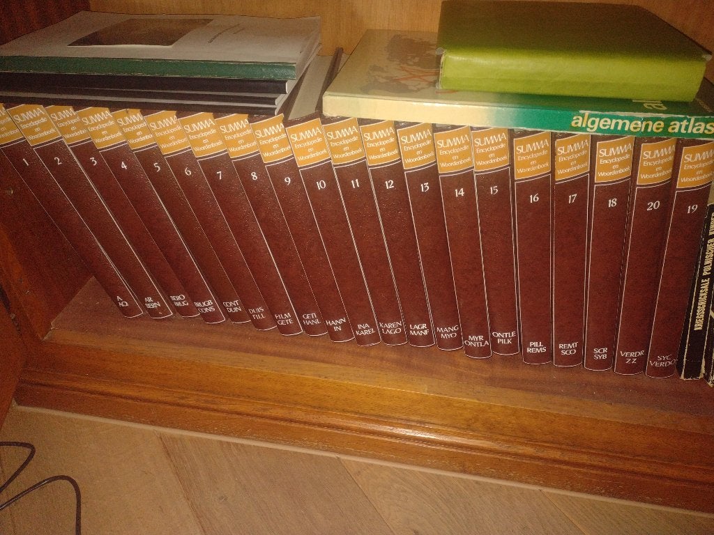 Summa 20 Volumes Encyclopedie, Boeken, Ophalen, Zo goed als nieuw, Complete serie