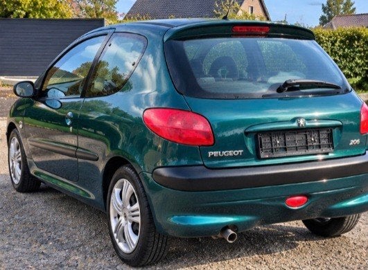 gekeurd voorverkoop
gekeurd voorverkoop
Peugeot 206
bwj 2002, Autos, Achat, Essence, Particulier, Radio