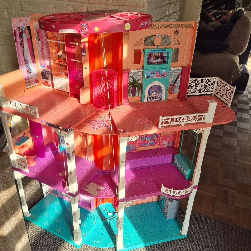 Poppenhuis gratis 110cm, Kinderen en Baby's, Ophalen, Gebruikt, Poppenhuis