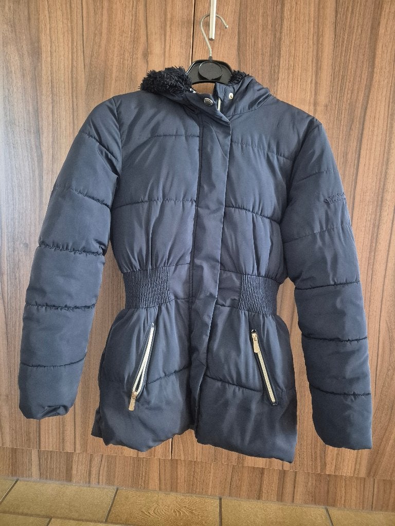 Donkerblauwe winterjas met kap, Ophalen, Gebruikt, C&A, Meisje