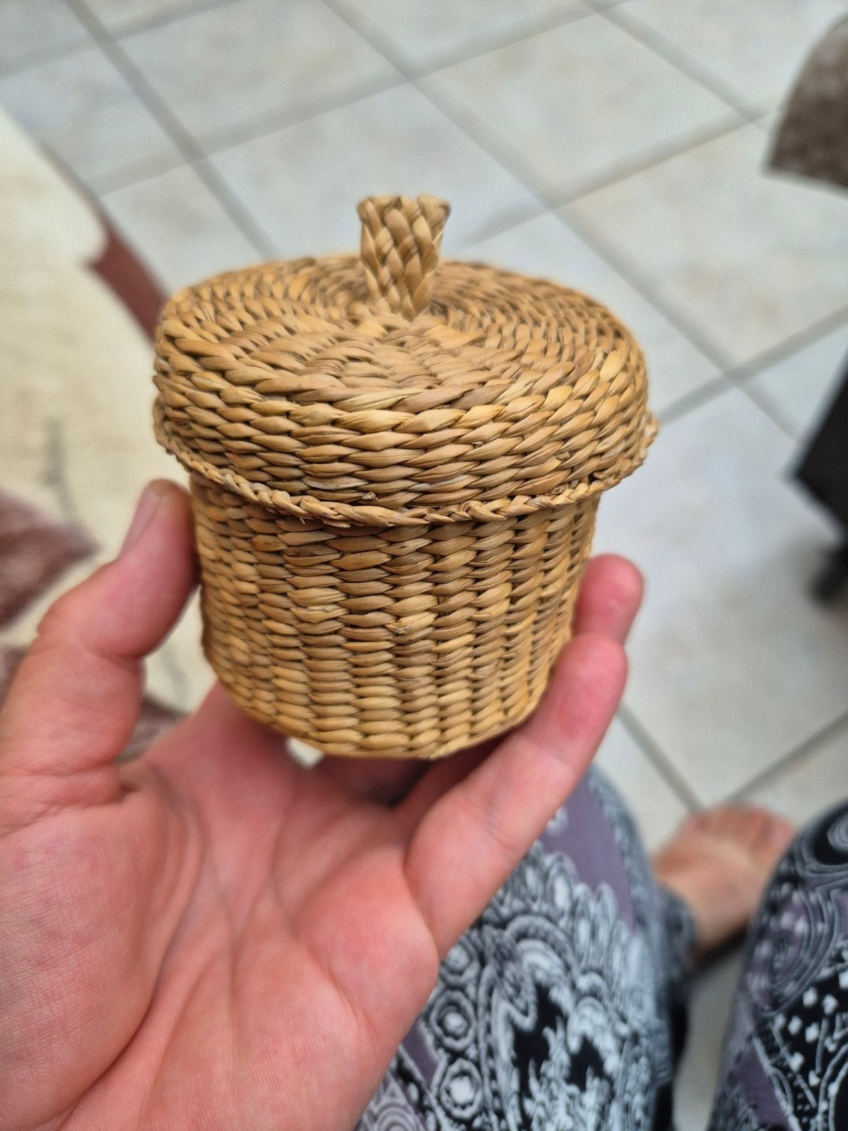 Vintage rieten doosje met deksel, Huis en Inrichting, Woonaccessoires | Onderzetters, Ophalen of Verzenden
