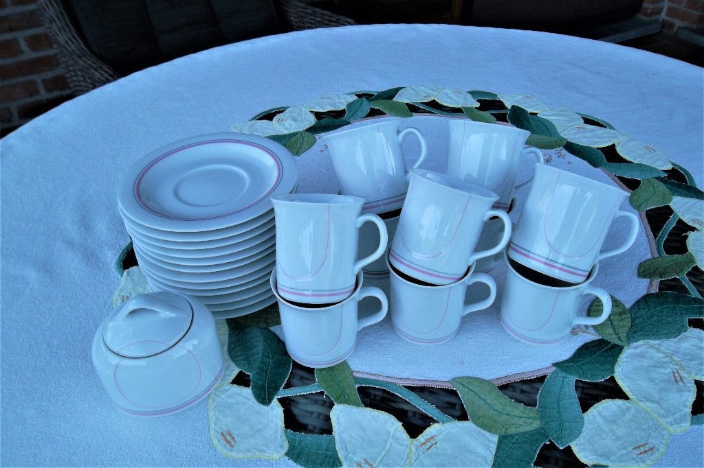 Kopjes en schoteltjes Bavaria Eschenbach, Enlèvement ou Envoi, Comme neuf, Tasse(s) et/ou soucoupe(s)