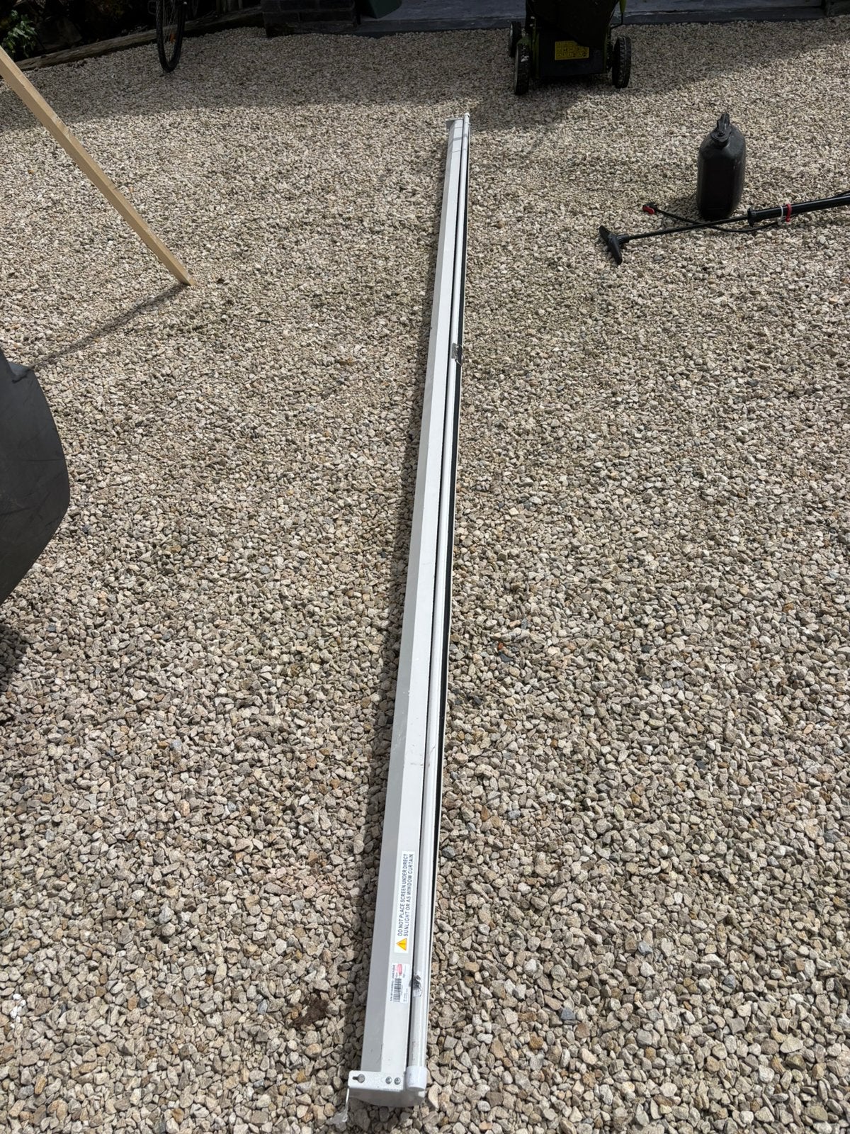 Elite Screens M150XWH2, Ophalen, Handmatig