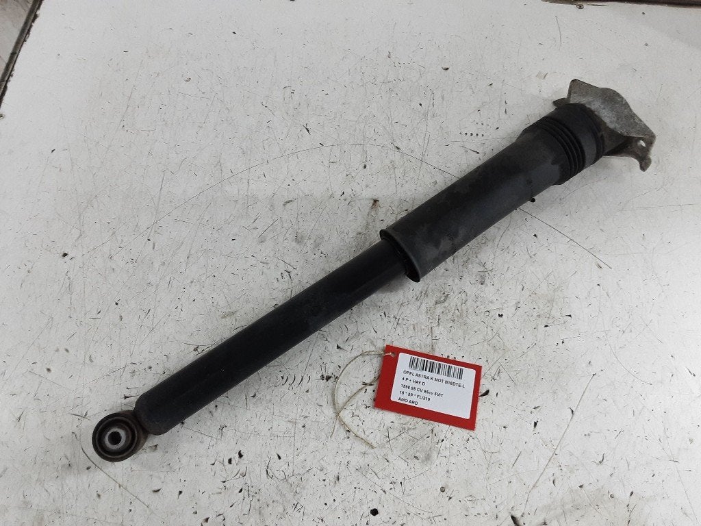 AMORTISSEUR ARRIÈRE DROIT Opel Astra K (13485955), Utilisé, Rue de l'Espoir 34 34
4030  GRIVEGNÉE, BE, Info@Collignon.be, Opel